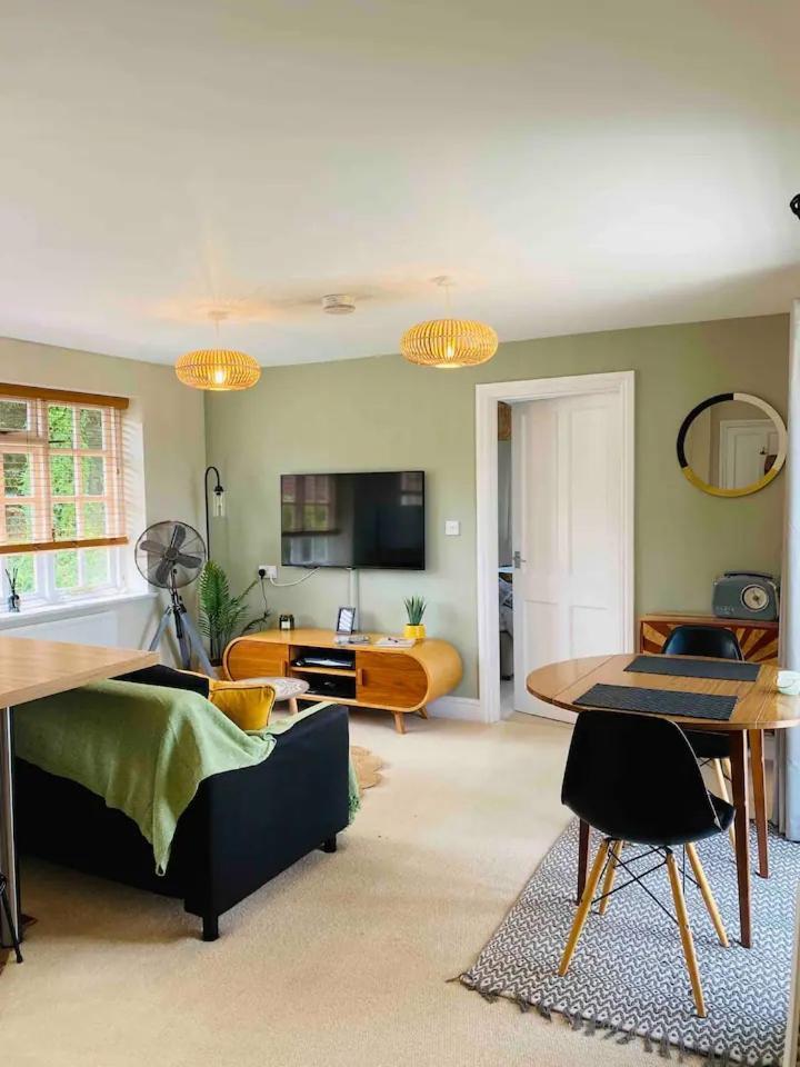 פברשהאם The Willow Studio - Peaceful Retreat Near Whitstable Seaside מראה חיצוני תמונה